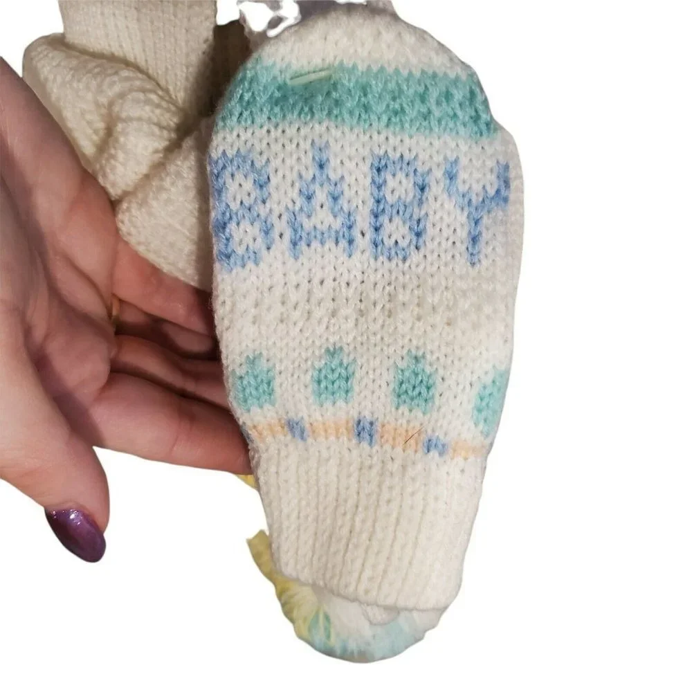 NWOT Vintage 80s Baby Stocking Hat Pom Mittens‎ Knit White Pastel Acrylic